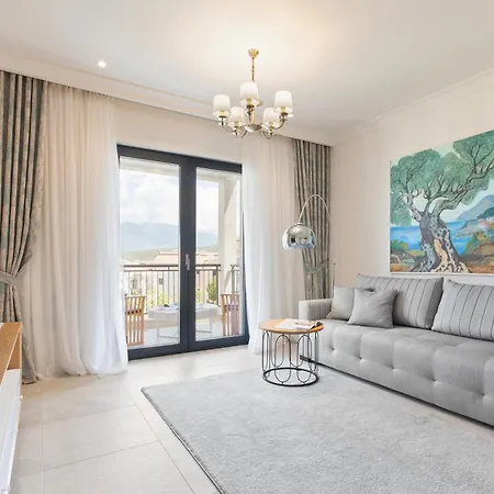 Lustica Apartments Central Tivat Exterior photo