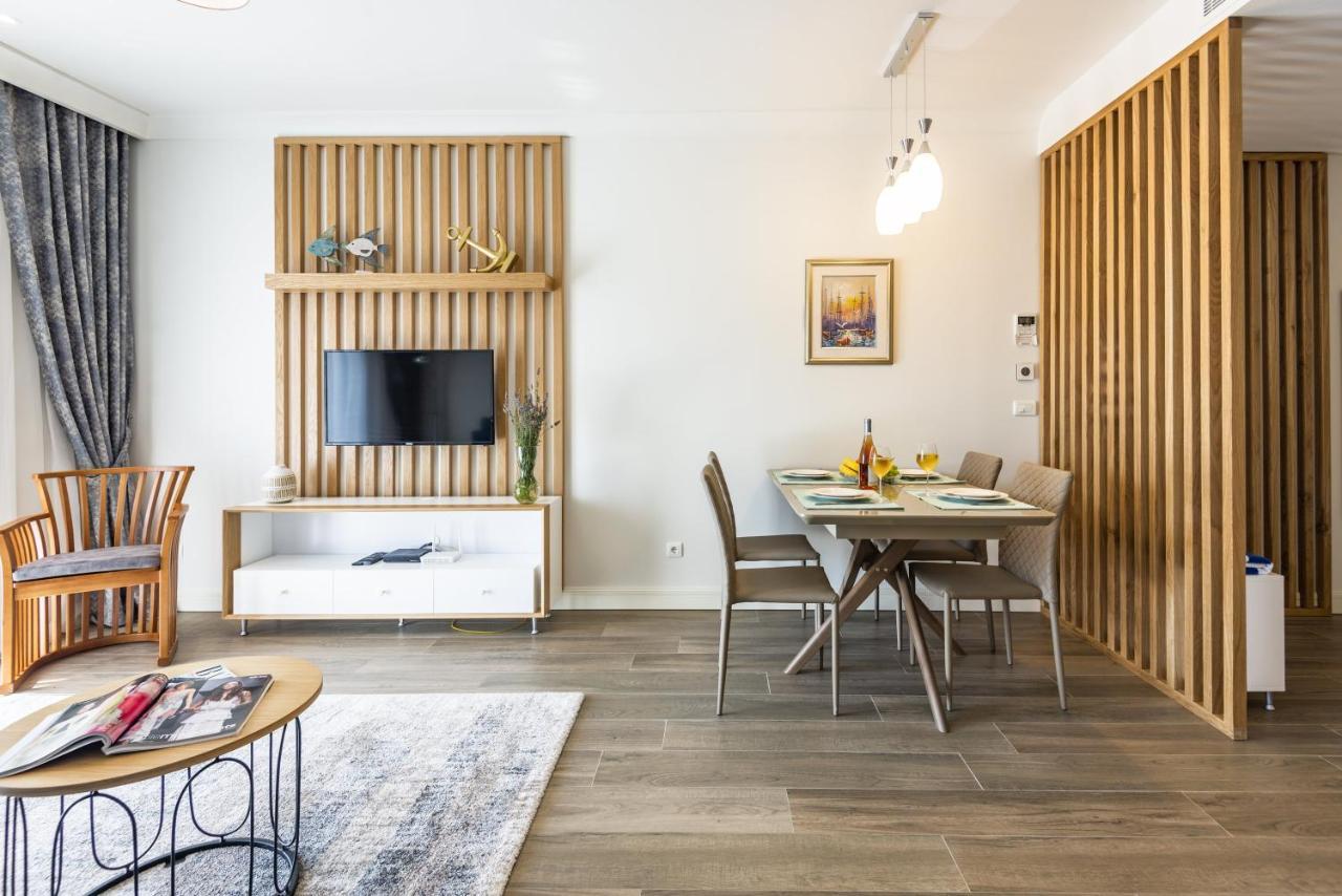 Apartman Lustica *