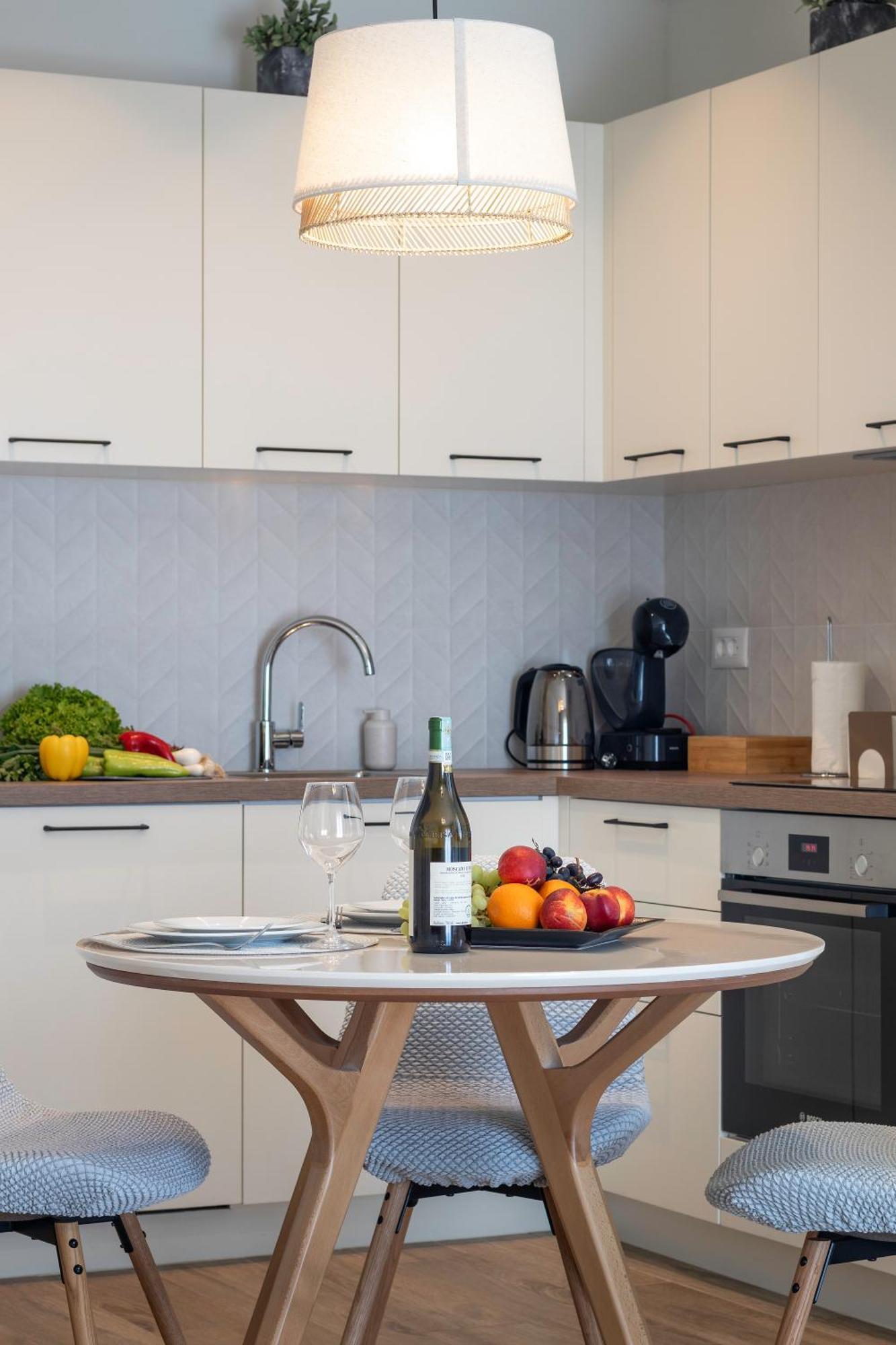 Lustica Apartman *